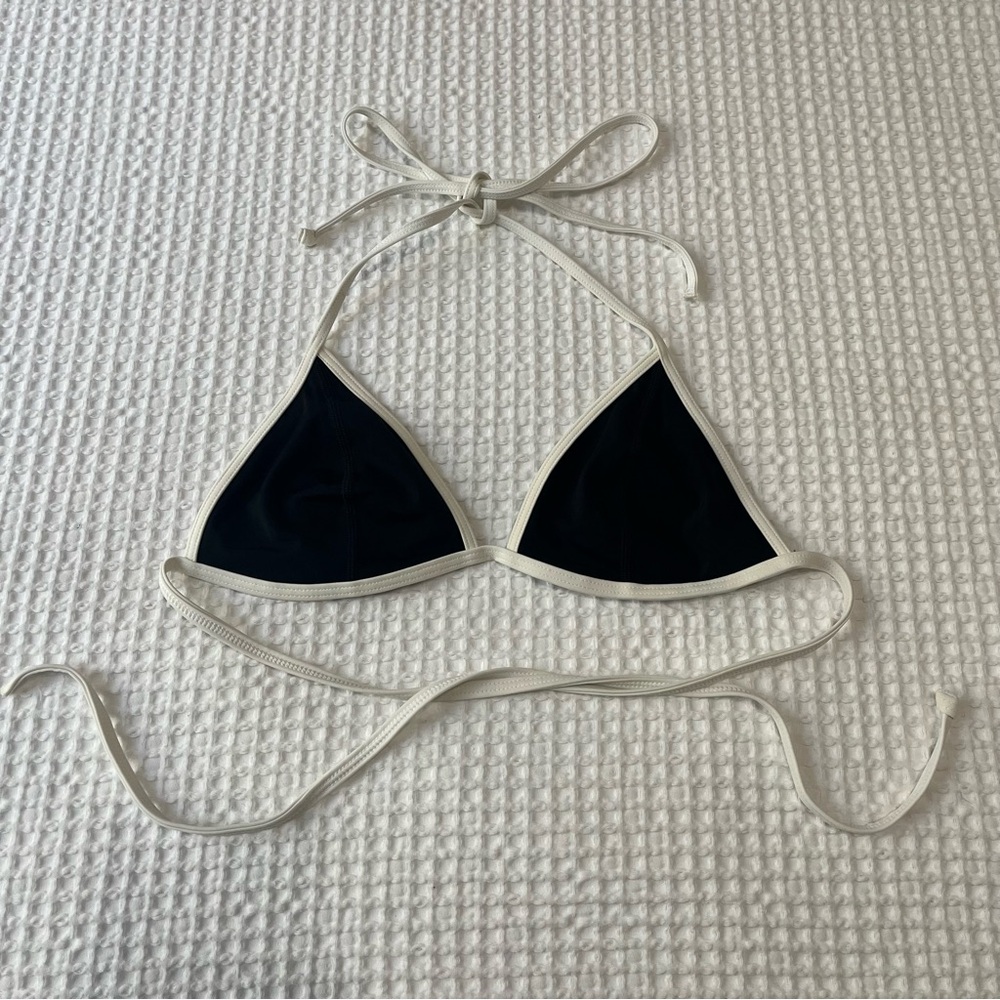 PINK Victoria’s Secret Swim black & white bikin top